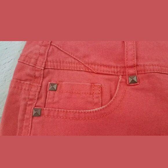 Bajee Collection By Be Cool Short Shorts Size Small - Picture 3 of 8